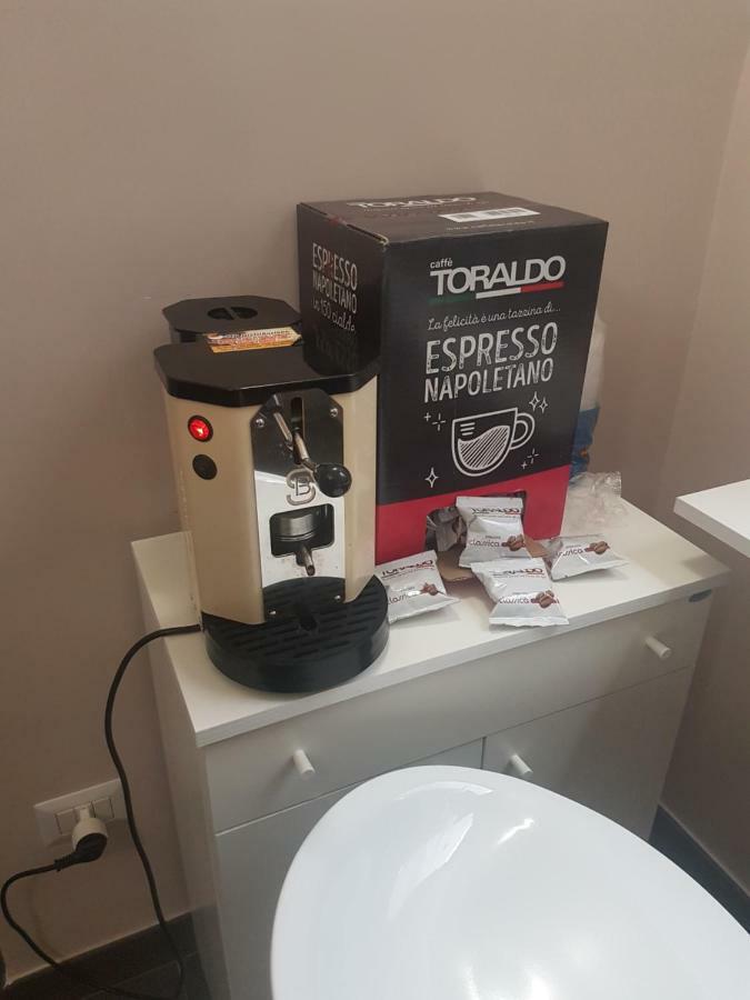 Gradoni Di Chiaia Twenty Three Acomodação com café da manhã Nápoles Exterior foto